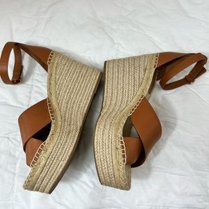 *Like New* Tory Burch Wedge Sandals